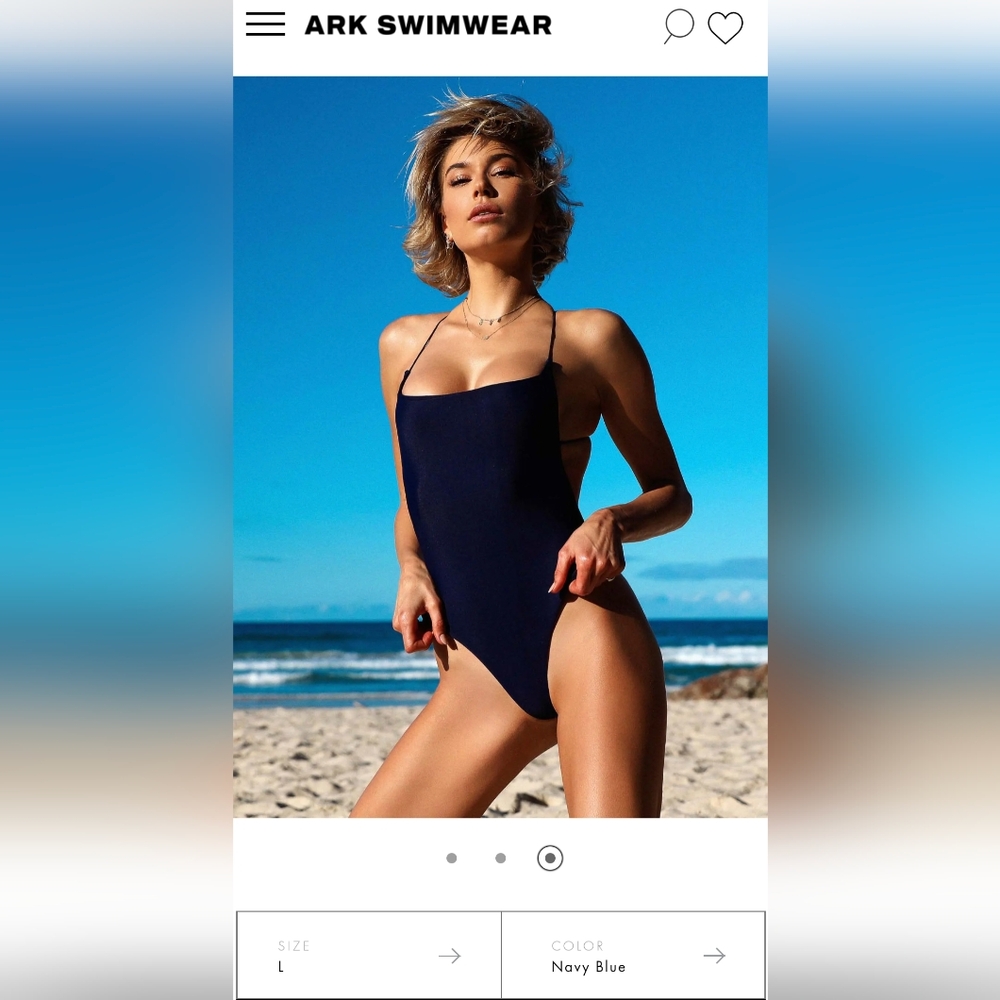 NAVY BLUE CROSS-BACK ONE PIECE SWIMSUIT
